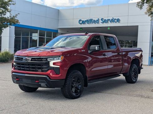 Used 2024 Chevrolet Silverado 1500 LT Trail Boss image 4