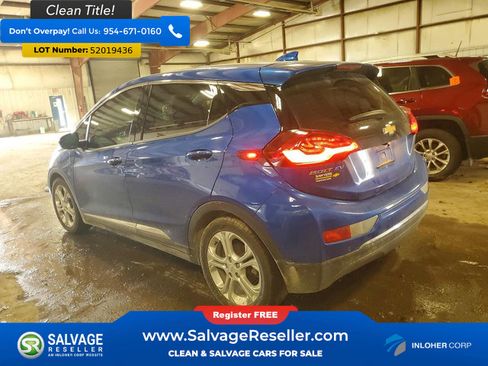 Used 2020 Chevrolet Bolt LT FWD image 3