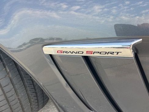 Used 2013 Chevrolet Corvette Grand Sport w/ 3LT Preferred Equipment Group RWD image 2