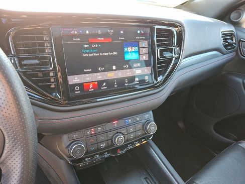 Certified 2024 Dodge Durango GT AWD/4WD image 6