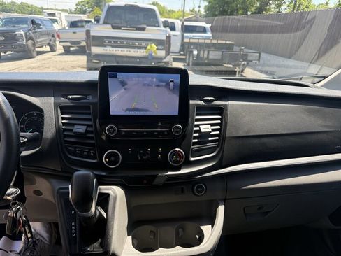 Used 2020 Ford Transit 250 Medium Roof RWD image 10