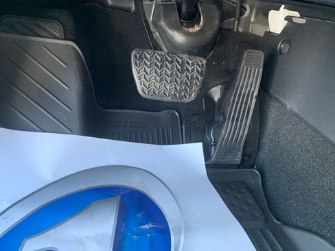 New 2025 Toyota Crown Signia Limited image 15