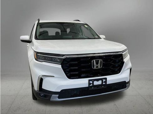 New 2025 Honda Pilot Elite image 11