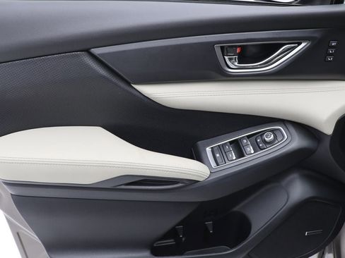 Used 2022 Subaru Ascent Limited w/ Technology Package image 17