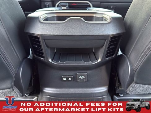 Used 2024 Toyota Tundra Limited AWD/4WD image 34