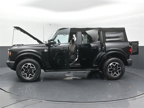 Certified 2022 Ford Bronco Outer Banks image 60