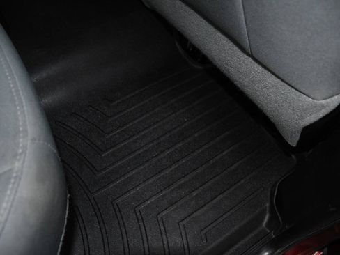 Used 2016 RAM 1500 Express AWD/4WD image 23