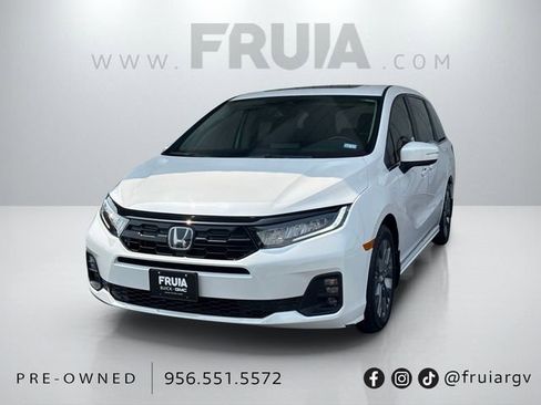 Used 2025 Honda Odyssey Touring image 1