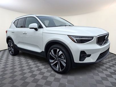 Used 2024 Volvo XC40 B5 Ultimate w/ Protection Package Premier