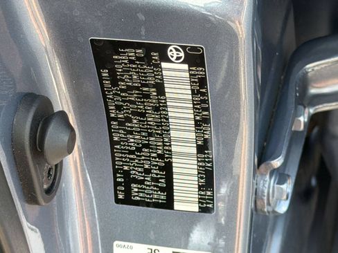 Certified 2025 Toyota Corolla LE FWD image 27