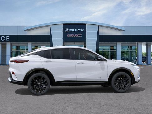 New 2026 Buick Envista Sport Touring w/ Convenience I Package image 5