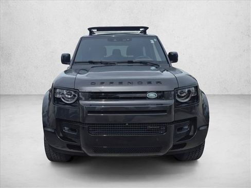 Used 2023 Land Rover Defender 90 X-Dynamic SE AWD/4WD image 2