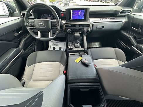 Certified 2024 Toyota Tacoma TRD Off-Road AWD/4WD image 16