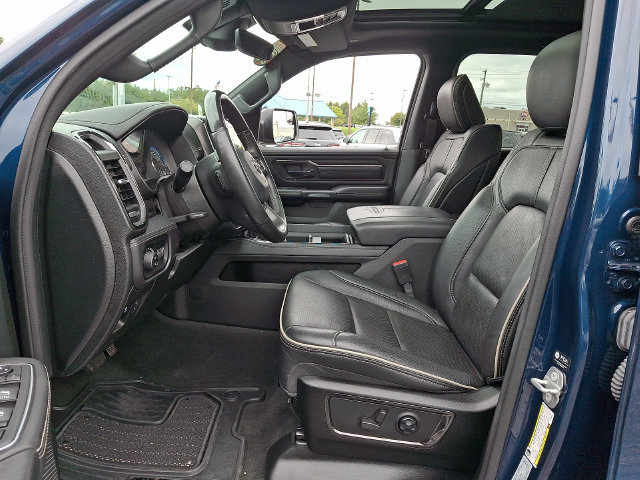 Used 2022 RAM 1500 Limited w/ Body Color Bumper Group AWD/4WD image 13