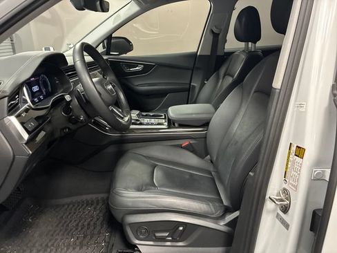 Used 2023 Audi Q7 3.0T Premium Plus AWD/4WD image 9
