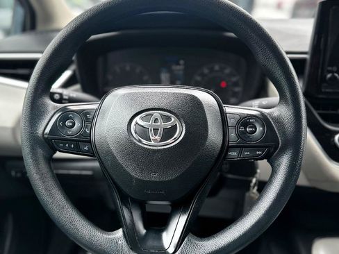 Used 2024 Toyota Corolla LE FWD image 11