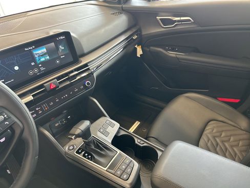 New 2026 Kia Sportage X-Line w/ X-Line Technology Package image 24