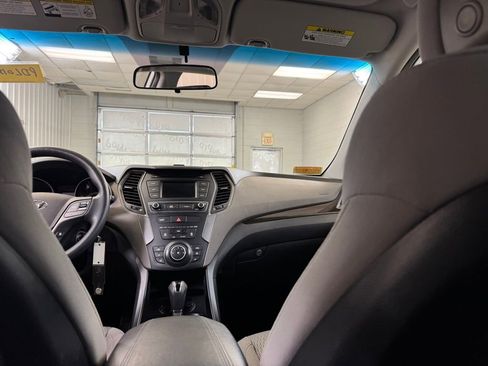 Used 2018 Hyundai Santa Fe Sport image 22