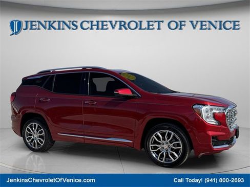 Used 2022 GMC Terrain Denali w/ Denali Premium Package image 34