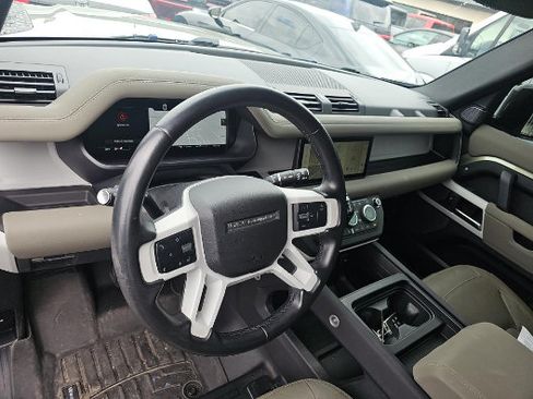 Used 2023 Land Rover Defender 90 S AWD/4WD image 4