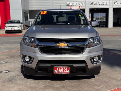 Used 2017 Chevrolet Colorado W/T w/ WT Convenience Package image 3