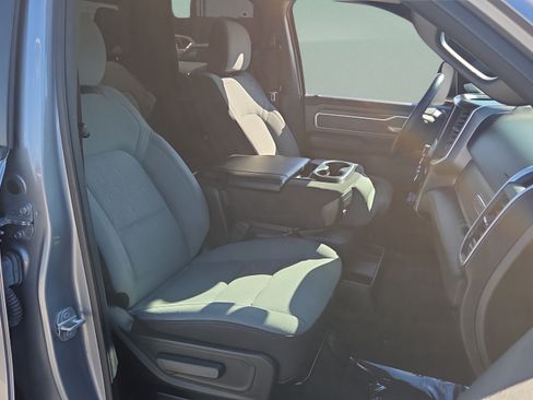 Used 2023 RAM 1500 Big Horn AWD/4WD image 20