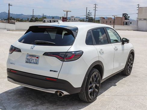 Certified 2024 Honda HR-V Sport image 6