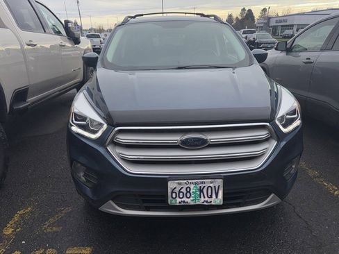 Used 2018 Ford Escape SEL image 6