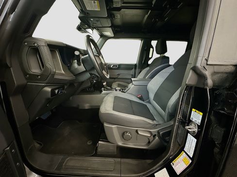 Used 2025 Ford Bronco Big Bend image 13