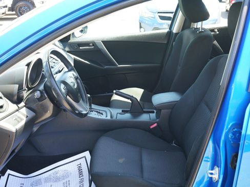 Used 2012 MAZDA MAZDA3 i Touring FWD image 13