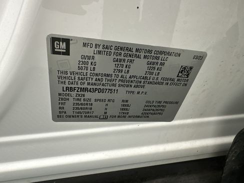 Certified 2023 Buick Envision Preferred AWD/4WD image 24