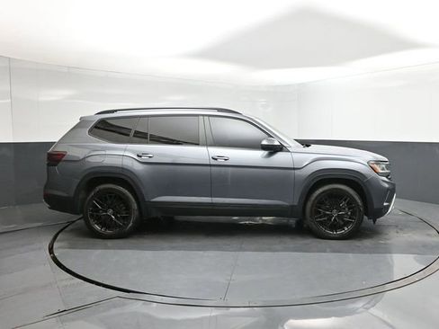 Used 2023 Volkswagen Atlas SE image 26