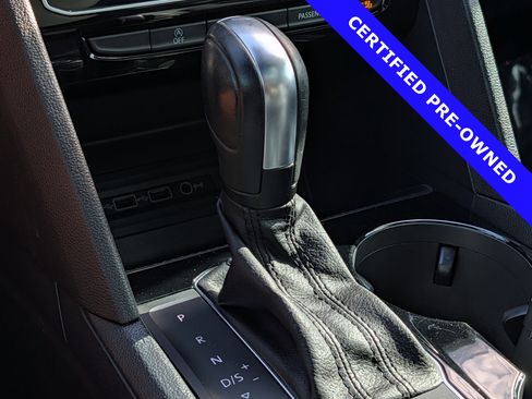 Used 2020 Volkswagen Atlas Cross Sport SEL Premium AWD/4WD image 34