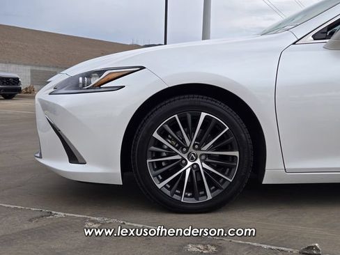 Certified 2024 Lexus ES 350 w/ Premium Package FWD image 10