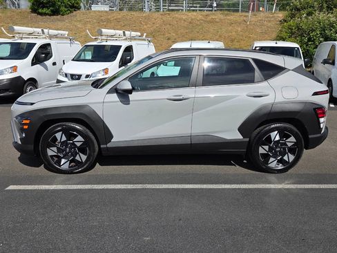 Used 2024 Hyundai Kona SEL FWD image 4