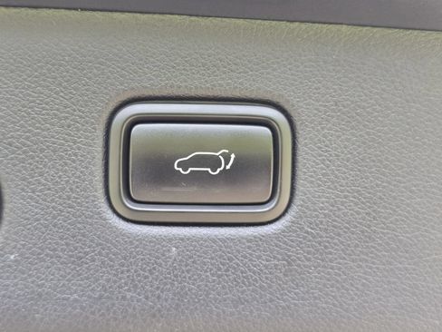 Certified 2022 Kia Sportage EX AWD/4WD image 16
