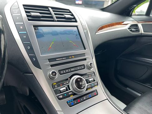 Used 2017 Lincoln MKZ Reserve w/ Climate Package AWD/4WD image 14