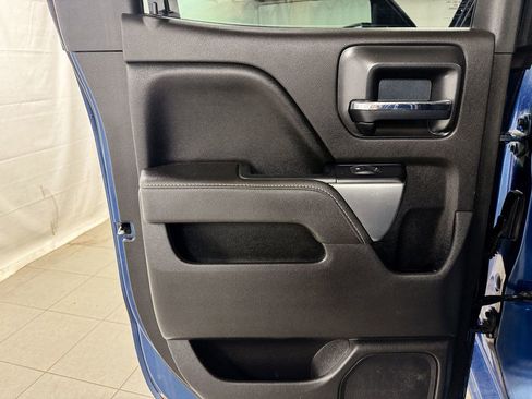 Used 2017 Chevrolet Silverado 1500 LT w/ All Star Edition image 15