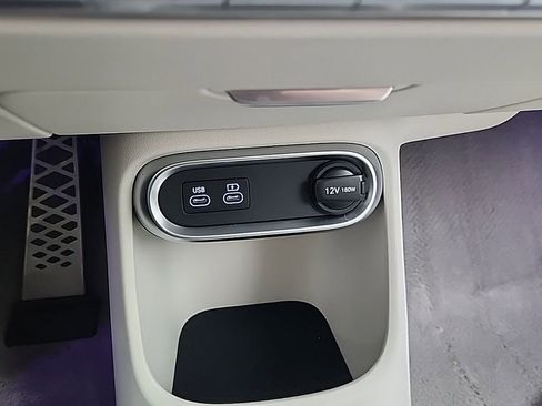 Used 2025 Genesis GV60 Performance image 23