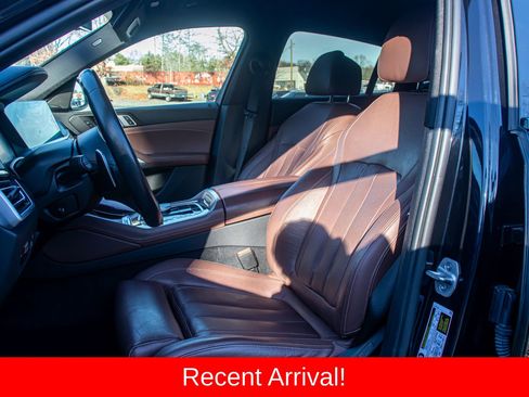 Used 2021 BMW X6 sDrive40i image 13