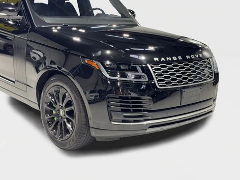 Used 2020 Land Rover Range Rover HSE image 3