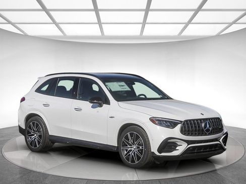 New 2026 Mercedes-Benz GLC 43 AMG 4MATIC image 5