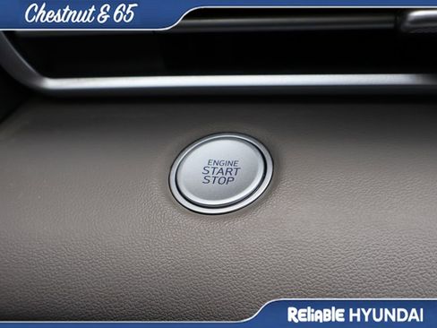Used 2022 Hyundai Elantra SEL FWD image 32