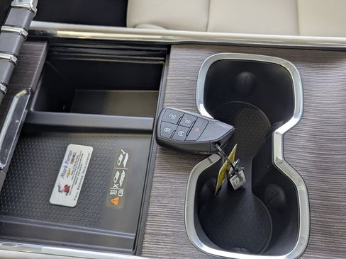 New 2026 GMC Acadia Denali w/ Super Cruise Package image 27