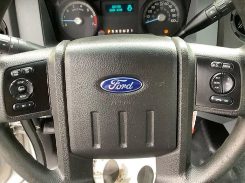 Used 2016 Ford F250 XL w/ Power Equipment Group image 36