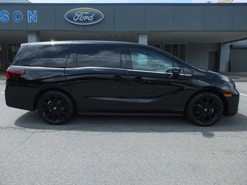 Used 2025 Honda Odyssey Sport-L image 2