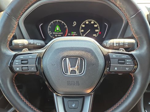 Used 2025 Honda Pilot TrailSport image 24