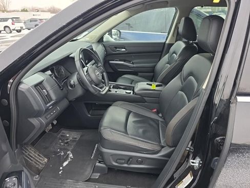 Used 2023 Nissan Pathfinder SL w/ SL Premium Package image 14