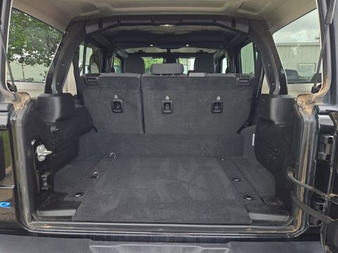 Used 2025 Jeep Wrangler Unlimited Sport S 4xe AWD/4WD image 25