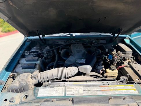 Used 1998 Ford Explorer 4WD 4-Door image 16
